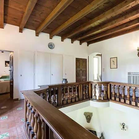 Villa Charming 4 Bedroom With Garden And Pool Lesa